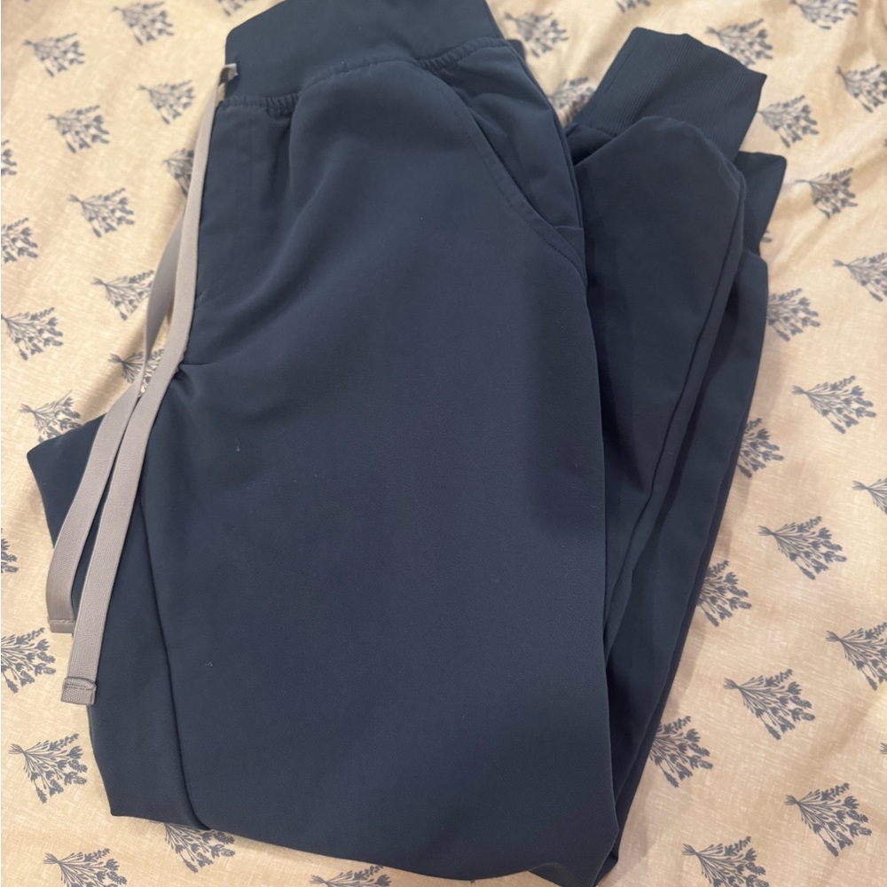 Dark harbor figs Zamora Joggers with Gray Drawstring